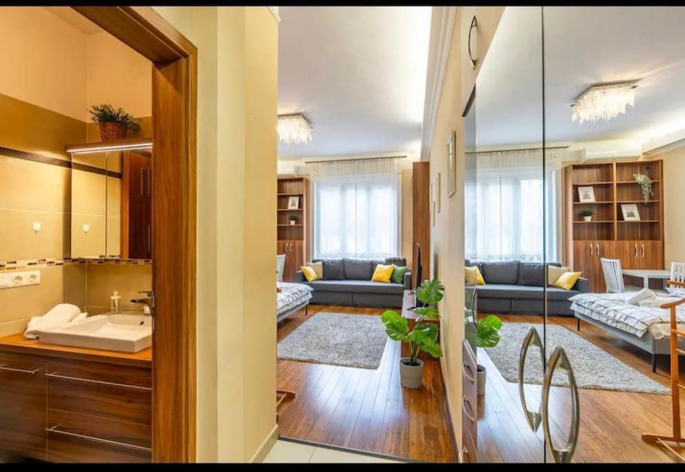 Luxury Design Flat In The Center * Budapešť